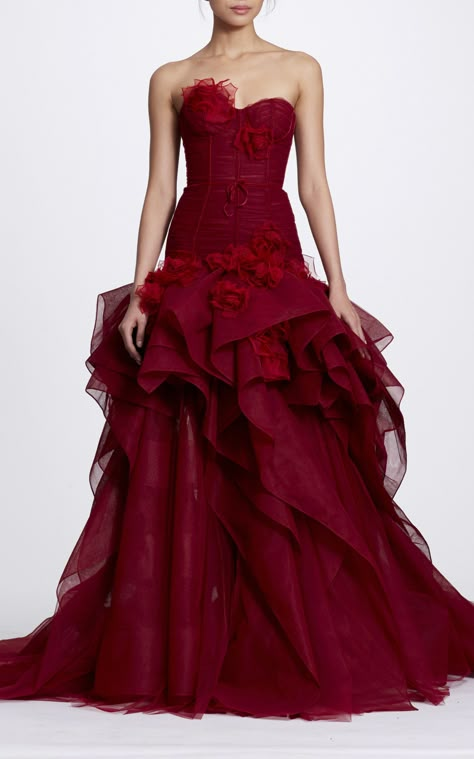 Voluminous A-line Dress With Ruffles, Luxury Red Romantic Dress, Luxury Red Princess Dress With Ruffles, Red And Black Runway Dress, Drop Waist Gown, Marchesa Couture, Rodarte Black Dress, Marchesa Gowns, Formal Gowns