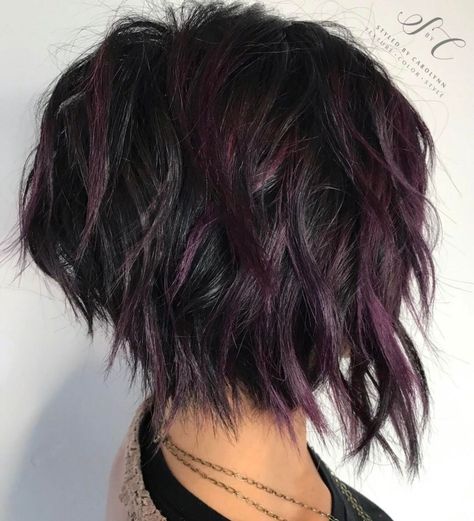 Black Shaggy Bob With Purple Balayage Short Textured Hair, Purple Balayage, Short Choppy Haircuts, Choppy Haircuts, Short Shag Haircuts, Short Shag Hairstyles, Balayage Blonde, Choppy Hair, Shag Hairstyles