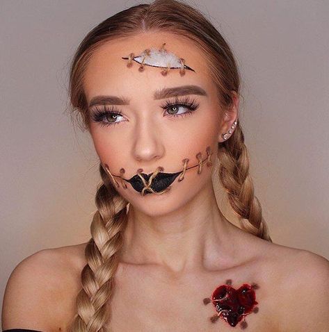 Voodoo Doll Costume Makeup, Voodoo Doll Makeup Halloween, Hallowing Makeup, Creepy Doll Halloween Costume, Voodoo Doll Makeup, Bold Halloween Makeup, Voodoo Doll Costume, Dragon Makeup, Creepy Halloween Makeup