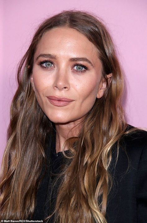 Ashley Olsen Hair, Olsen Hair, Olsen Twins Style, House Star, Kate Olsen, Mary Kate Ashley, Olsen Twins, Hair 2018, Mary Kate Olsen