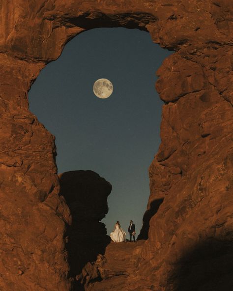 It’s my honor to share with you Taylor & Derek’s Two-Day Utah Adventure Wedding. This epic two-day experience weaved us through the very best canyons of Moab & Arches National Park, up through Park City & the vast mountain ranges of Northern Utah. The landscapes were nothing short of spectacular, with each location offering its own unique beauty. One of the most magical moments was watching the moon set as the sun began to rise, casting a soft glow over the landscape. Taylor and Derek’s par... Moab Arches, Watching The Moon, Moab Wedding, Utah Arches, Moon Set, Northern Utah, Utah Adventures, Utah Mountains, Moon Wedding