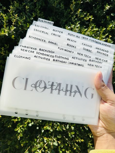 "CUSTOM TABBED MATTE A6 CASH ENVELOPES !! Vellum is also apart of the making! SIZE ‼️ 7\" x 4\" These tabbed cash dividers are available in a set of 5, 10, 15, or 20.You are more than welcome to order multiple packs to accommodate your needs! They are full size cash envelopes that fit perfectly in your A6 BINDER. They also have vinyl labels on the tab to make your categories easier to see and access! These cash envelopes make budgeting so convenient, instead of having to flip to find the right e Cash Binder Ideas, Cash Envelopes Categories, Budget Binder Categories, Cash Stuffing Envelopes Ideas, Envelopes Aesthetic, Diy Cash Envelopes, Diy Budget Binder, Budget Binder Ideas, Savings Envelopes