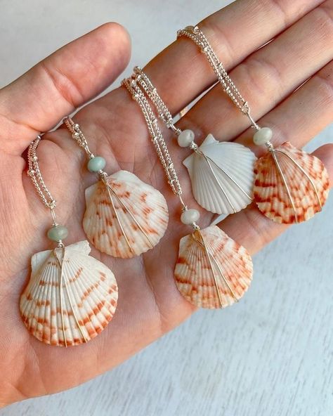 Scallop Seashell, Shell Diy, Sea Shell Necklace, Art Coquillage, Shells Diy, Diy Collier, Shell Crafts Diy, Seashell Jewelry, Necklace Making