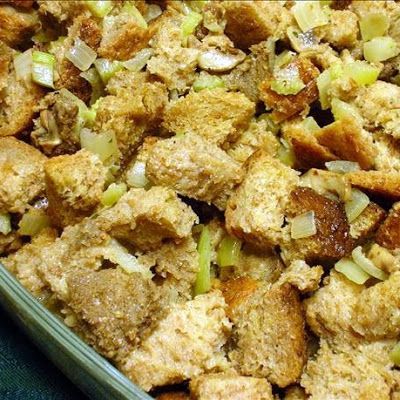 Betty+Crocker's+Classic+Bread+Turkey+Stuffing+@keyingredient+#crockpot+#chicken+#bread Dressing For Turkey, Sausage Dressing, Ready Recipes, Old Fashioned Cornbread, Best Stuffing Recipe, Turkey Stuffing Recipes, Sausage Stuffing Recipe, Homemade Stuffing, Sausage Stuffing