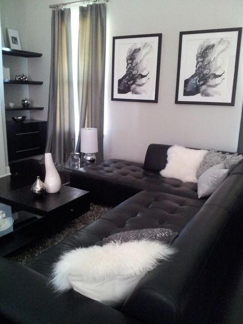 Small Modern space in Black and white - modern - living room - other metro - Carmen reyes Black And White Living Room Decor, Modern White Living Room, Silver Living Room, Grey Walls Living Room, Gray Living Room Design, White Living Room Decor, Black And White Living Room, Small Condo, Apartment Things