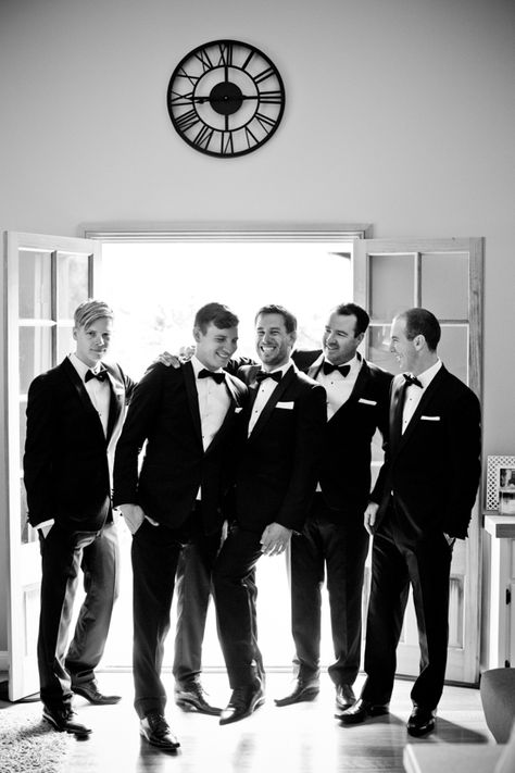 Wedding Picture List, Groomsmen Wedding Photos, Wedding Day Getting Ready, Groomsmen Pictures, Groomsmen Getting Ready, Groom Photoshoot, Getting Ready Wedding, Wedding Picture Poses, Shot List