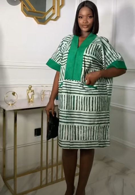 Beautiful short Agbada dress. Short Agbada For Women, Latest Agbada Styles For Women, Adire Short Gown Styles, Agbada Styles For Women, Ankara Designs For Ladies, Striped Kurta, Latest Ankara Short Gown, Bubu Gown, Boubou Styles For Women