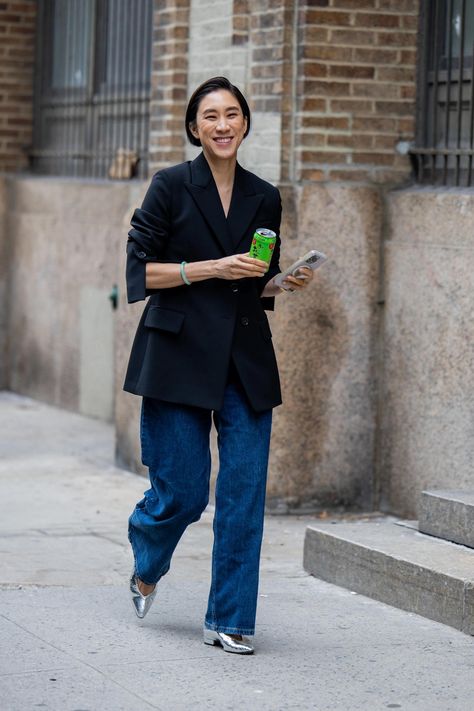 Best Street Style From New York Fashion Week 2024 - InStyle Silver Shoes Outfit, Gentle Woman, Blazer Street Style, Fashion Week 2024, True Winter, New York Fashion Week Street Style, A$ap Rocky, Winter Inspo, Mama Style