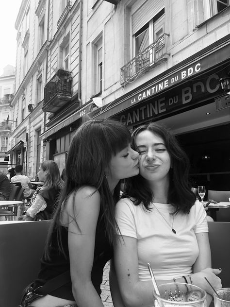 #france #fr #paris #angers #french #frenchgirl #frenchgirls #frenchgirlstyle #blackandwhite #vintage #frenchaesthetic #frenchcore #girls #teen French Aesthetic, French Girl Style, French Girls, French Girl, Mood Board, Romance, Paris, Black And White