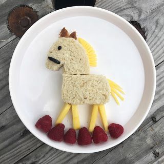 Horse Sandwich #hisforhorse #horsesandwich #foodart Horse Food Ideas, Horse Themed Food Ideas, H For Horse Preschool, Horse Snacks, Horse Shaped Food, Farm Week, Joy School, Animal Snacks, Horse Food