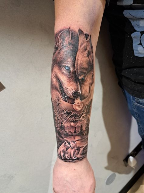 Father Son Wolf Tattoo, Upper Arm Wolf Tattoo Men, Family Of Wolves Tattoo, Wolf And Pup Tattoo For Women, Contemporary Tattoo Design, Wolf Tattoo For Women Half Sleeves, Tattoo Ideas For Men Wolf, Wolf Family Tattoos For Men, Wolf Sleeve Tattoo Women