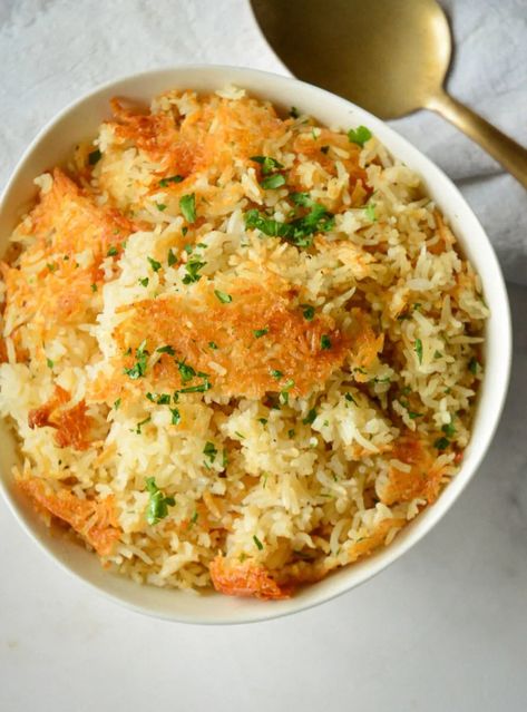 Simple Oven Baked Rice Side Dishes - This Is How I Cook Baked Rice Side Dish, Baked Rice Dishes Ovens, How To Make Rice In The Oven, Rice Oven Recipe, Baked Cheesy Rice, Baked Rice Recipes Oven, Oven Rice Recipe, Baked Rice Recipes, Oven Rice