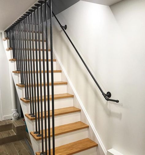 Basement Stair Railing Ideas, Pipe Railing, Hampshire House, Hallway Makeover, Custom Railing, Staircase Railing Design, Basement Reno, Railing Ideas, Wood Railing