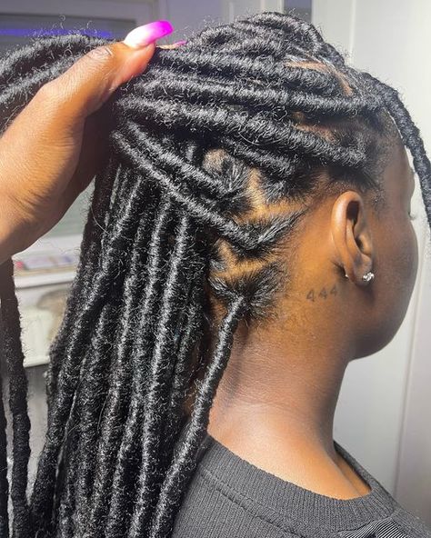 Braids Ideas, Sisterlocks, Long Braids, Faux Locs, Locs, Wig Hairstyles, Hair Makeup, Wigs, Braids