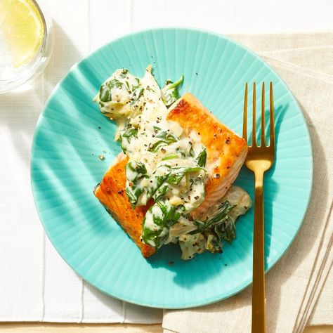 Creamy Spinach-Artichoke Salmon Creamy Spinach Artichoke Salmon, Spinach Artichoke Salmon, Artichoke Salmon, Fish Monger, Diet Dinner Recipes, Sunday Dinners, Creamy Spinach, Healthy Eating For Kids, Spinach Artichoke