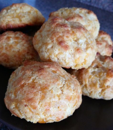 Lobster Biscuits, Chickpea Flour Recipes, Flour Biscuits, Red Lobster Biscuits, Garbanzo Bean Flour, Cheesy Biscuit, Biscuits Cookies, Bean Flour, Cheddar Biscuits