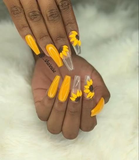 Sunflowers Yellow Nails Ideas, Yellow Nails Design, Sunflower Nails, Nails Yellow, Her Nails, Summer Acrylic Nails, Halloween Nail Art, Yellow Nails, Boxing Day