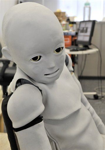 Child Robot that Mimicks Infant Learning Humanoid Robot, Uncanny Valley, Reaction Memes, Robotics, Reaction Pics, Reaction Pictures, Mood Pics, I Don't Know, Funny Stuff