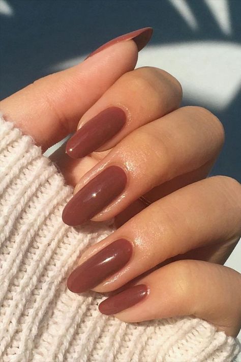 Warm Brown Nails, Pedicure Nail Colors, Chocolate Chrome Nails, Red Nails French, Fall Sets Nails, Fall Nails Squoval, Dark Nude Nails, Cinnamon Nails, Olive June