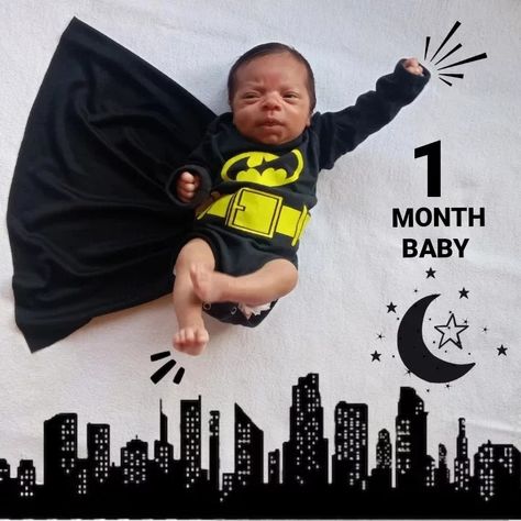 Baby Batman 💥💙 1 Month Baby, Baby Batman, Baby Ideas, Batgirl, 1 Month, Baby Month By Month, Bday Party, Batman, Collage