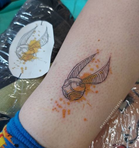 30 Harry Potter Tattoos for Hogwarts Lovers - Page 4 of 6 - Small Tattoos & Ideas Small Tattoos Ideas, Best Friend Tattoo, Harry Potter Tattoos, Harry Potter Tattoo, Arm Band Tattoo, Band Tattoo, Tattoos Ideas, Harry Potter Fan, Infinity Tattoo