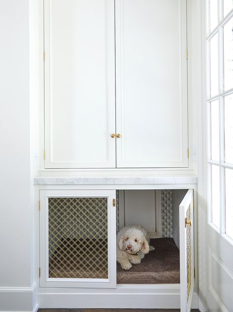 Meet the 2021 BH&G Kitchen Contest Winners Dog Bed Kitchen, Built In Dog Bed, Dog Nook, Dog Cabinet, Dog Space, Mudroom Entry, Lord Nelson, Dog Spaces, Built In Cabinet