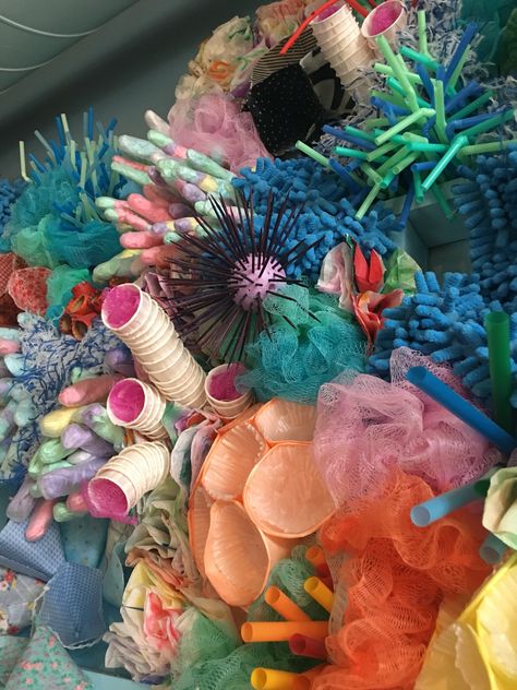 Upcycled Coral Reef, 3d Coral Reef Project, 3d Coral Reef, Coral Reef Display, Coral Crafts Diy, Felt Coral Reef, Coral Diy Decor, Recycled Coral Reef Art, Plastic Coral Reef