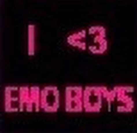 Pink Emo, Pink Goth, Emo Love, Pink Grunge, Emo Boy, Trashy Y2k, Scene Kids, Mötley Crüe, Emo Scene