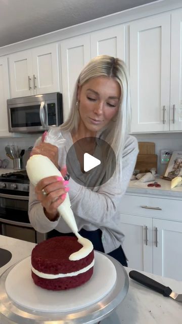 Whitney Berge on Instagram: "Part 2: Tips and Tricks-  My Cake decorating process   What would you like me to cover in my next video???   #theblondewhobakes #cakes #cake #cakedecorating #cakeoftheday #foodie #food #dessert #recipe #cute #cakevideo #frosting #caketips #cakeofinstagram #cakesofinstagram #instagood #instafood #instayum #instagram" Cake Decorating Videos, Cake Videos, Cake Cover, Food Dessert, Foodie Food, Next Video, Dessert Recipe, Frosting, Cake Decorating