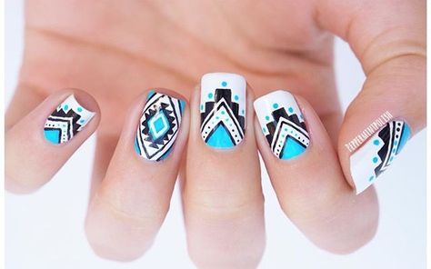 Southwest Nail Designs, Indian Nail Designs, Aztec Nail Designs, Aztec Nail Art, Country Acrylic Nails, Rodeo Nails, Cowboy Nails, Indian Nails, Aztec Nails