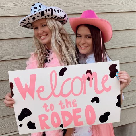 Pink cowgirl themed big little reveal for sorority Big Little Cowgirl Theme, Pink Big Little Reveal, Country Big Little Reveal, Cowgirl Big Little Reveal, Big Little Reveal Box Ideas, Cowgirl Bid Day Theme, Cowgirl Sorority Theme, Big Little Themes Reveal, Cute Big Little Reveal Themes