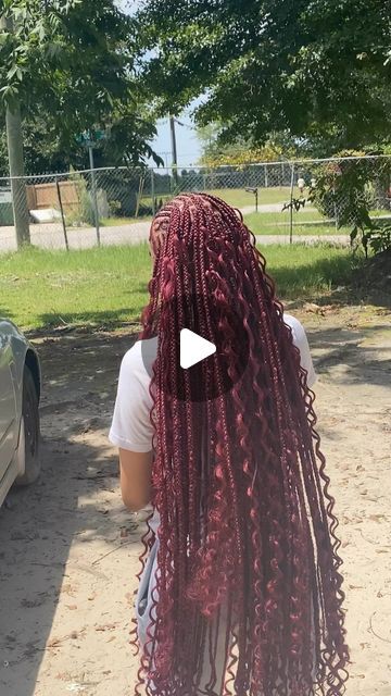 home of the long ghetto braids 💇🏾‍♀️ on Instagram: "half feedins half knotless 😍😍😮‍💨 #beautifiedbyc 💇🏾‍♀️💙" Half Moon Hairstyle Braids, Trible Braids Freestyle Boho, Singles Braided Hairstyles, Half Braided Half Down, Half Up Half Down Braid Hairstyles, Half Up Half Down Boho Braids, Half Feed In Half Box Braids, Half Stitch Braids Half Knotless Braids, Half Lemonade Braids Half Knotless