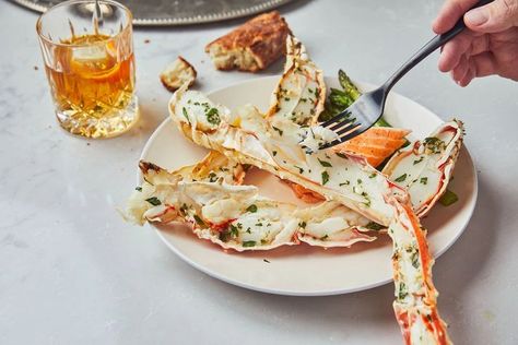 new year's resolution, alaskan king crab and seafood, seafood meals Alaskan Food, Red King Crab, Crab Cake Recipes, Alaskan King Crab, Cooking Fish, Red King, King Crab Legs, Burger Seasoning, Steak And Seafood