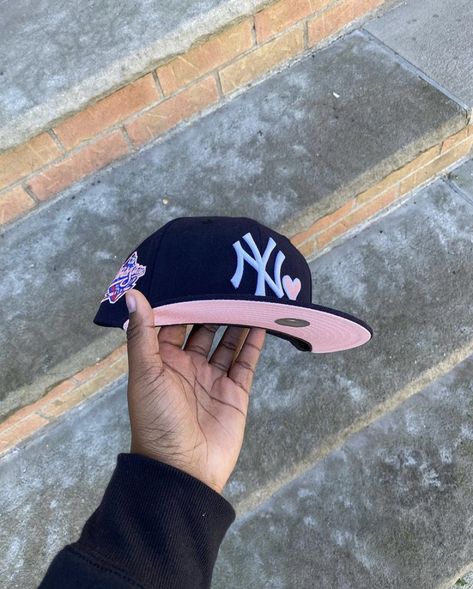 Swag Hat, Girls In Fitted Hats, Girls With Fitted Hats, Pink Snapback Fitted Hat, Pink Ny Hat, Custom New Era Hats, Ny Hats, Pink 5-panel Snapback Hat For Streetwear, Streetwear Caps