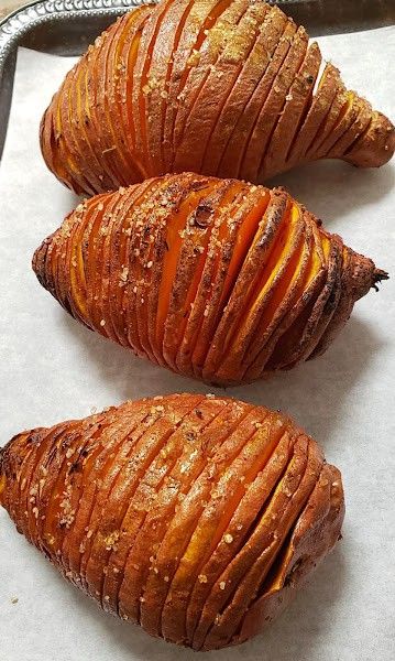 Hassleback Sweet Potatoes, Savory Potatoes, Bake In The Air Fryer, Profusion Curry, Potatoes In Air Fryer, Frying Recipes, Hasselback Sweet Potatoes, Air Fryer Recipes Snacks, Air Fryer Oven Recipes