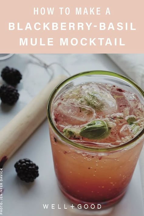 Spring Non Alcoholic Drinks, Mocktails Non Alcoholic Italian, Seedlip Mocktail Recipes, Relaxing Mocktail, Botanical Mocktails, Turmeric Mocktail, Fun Mocktail Recipe, Fun Non Alcoholic Drinks, Functional Mocktails