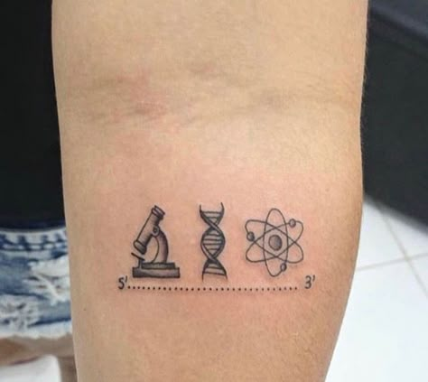 Small Science Tattoos, Biology Tattoo, Scientific Tattoo, Chemistry Tattoo, Science Tattoo, Science Tattoos, Dna Tattoo, Geniale Tattoos, Time Tattoos