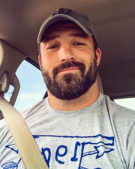 Kyle Hatfield, Bearded Guys, Beard Boy, Chest Hair, Nice Guys, Scruffy Men, Handsome Guys, Beard Tattoo, Awesome Beards