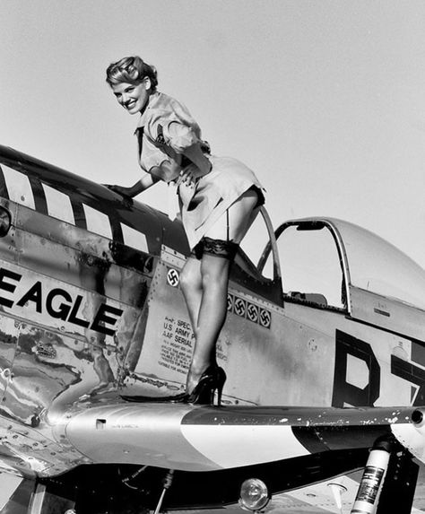 Aviation Pinup, Warbirds Pinups, Fiona Bruce, Lindsay Adler, Deco Punk, Rockabilly Cars, Plane Art, Aircraft Nose Art, Pin Up Girl Vintage