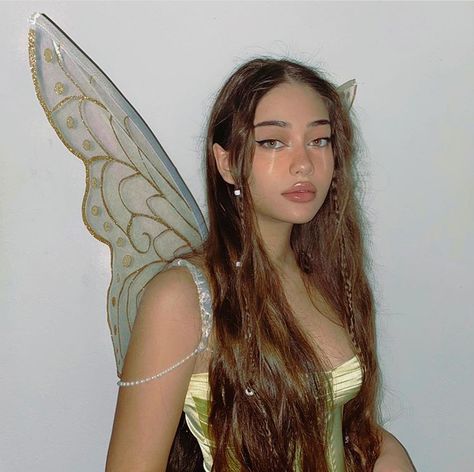 Fairy Halloween, Fairy Halloween Costumes, Halloween Fits, Trendy Halloween Costumes, Fairy Aesthetic, Spooky Szn, Halloween Costume Outfits, Fairy Party, Trendy Halloween