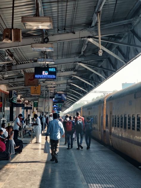 Train Photography India, Indian Railway Station Photography, Railway Station Photography, Indian Railway Station, Mumbai Local, Indian Railway Train, Instagram Black Theme, Chennai Express, Biker Photography