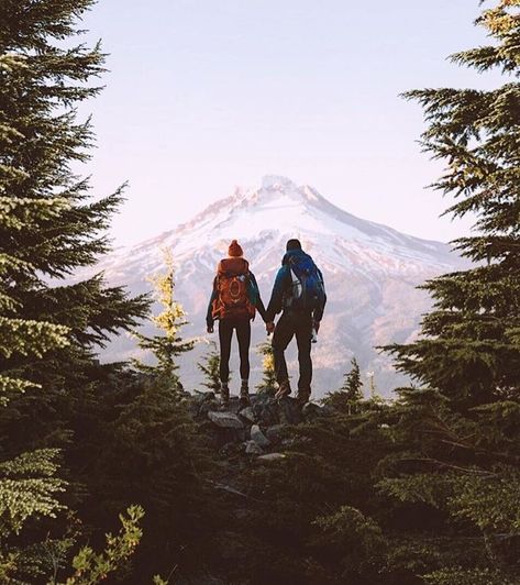 Chic Sparrow, Granola Girl Aesthetic, Survival Backpack, Zhangjiajie, Wolf Creek, Jan Van Eyck, Photography Winter, Mountains Travel, Hiking Destinations