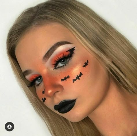 Hallwoon Makeup Ideas, Halloweenské Líčení Easy, Maquillage D'halloween, Easy Halloween Makeup Ideas Simple, Cute Halloween Makeup Easy, Halloween Eye Looks, Hallowen Schminke, Halloween Makeup Ideas For Women, Halloween Imagem