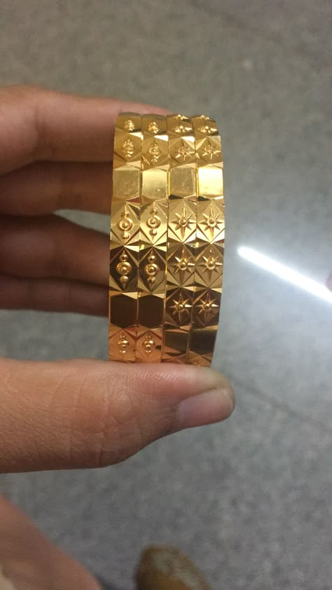 Daily wear gold bangles Patti Bangles Gold, Daily Wear Gold Bangles Designs, Daily Ware Gold Bangles Indian, Plain Gold Bangles For Daily Use, Patla Bangles Gold, Bangles Jewelry Designs Gold Daily Use, Gold Bangles Design Daily Wear, Dailywear Bangles Gold, Daily Wear Gold Bangles Indian