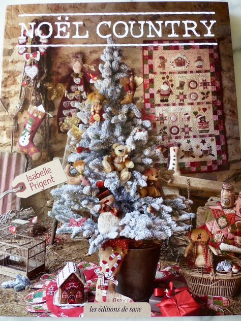 Country Quilt, Santa's Village, Country Sampler, Country Quilts, Estilo Country, Country Crafts, Sewing Book, Country Primitive, Xmas Crafts