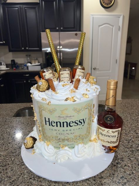 Henny Hennessy Hennessy cake birthday cake ideas Pinterest cute bae love bday glossy nice inspo inspiration brown and white cake cakes icing firework Casa Migos Cake, Henny Birthday Cake Ideas, Hennesy Cake Birthdays, D'usse Cake Ideas, Hennessy Birthday Cakes For Men, Hennessy Cake For Him, Hennessy Birthday Cake, Henny Cake, Hennessey Cake