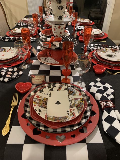 Queen Of Heart Party, Red Queen Birthday Party, Red Alice In Wonderland Aesthetic, Queen Of Hearts Birthday Party, Alice In Wonderland Aesthetic Birthday, Queen Of Hearts Tea Party, Queen Of Hearts Theme, Cupid Birthday Theme, Alice In Wonderland Themed Sweet 16