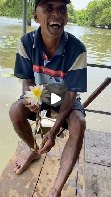 RELAXIFY | Oddly Satisfying on Instagram: "I didn’t know this was possible 🤩☘️

#sosatisfying #satisfyingvideos #satisfying #oddlysatisfying #omg #waterlily #waterlilies #naturelovers #naturevideos #natureview #naturevibes" Most Satisfying Video, Satisfying Videos, Most Satisfying, Nature View, Oddly Satisfying, Nature Gif, Satisfying Video, Water Lilies, On Instagram