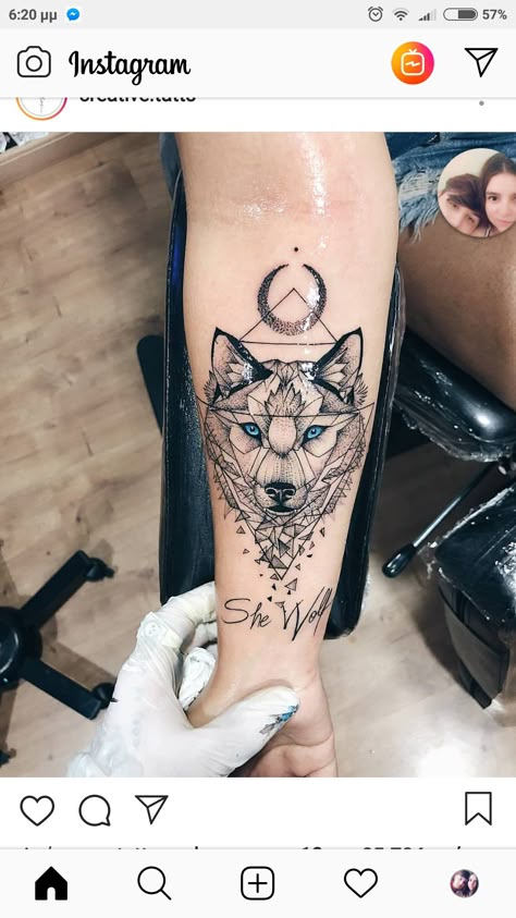 Wolf Tattoos For Women, Tato Maori, Geometric Wolf Tattoo, Wolf Tattoo Sleeve, Muster Tattoos, Wolf Tattoo Design, Geniale Tattoos, Tattoo Feminina, Wolf Tattoos