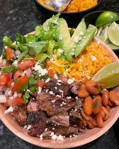 Grilled Carne Asada, Carne Asada Burrito, Carne Asada Recipes, Burrito Bowls, Cotija Cheese, Avocado Slices, Spanish Rice, Healthy Food Motivation, Burrito Bowl